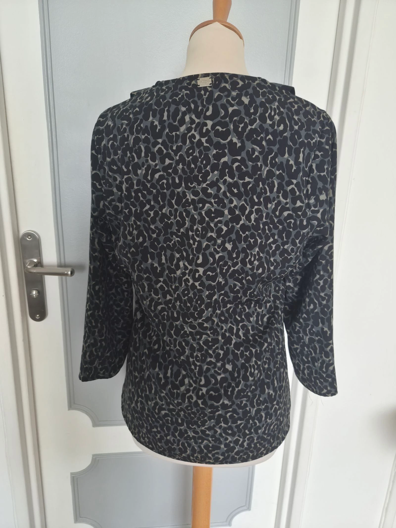 Leopard print blouse Relish size 36 – photo 4